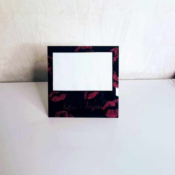 #H22 Las Vegas Pink Lips Picture Frame - Picture 4 of 5